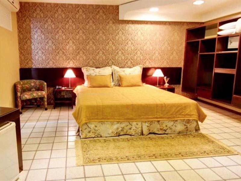 Hotel Falls Galli